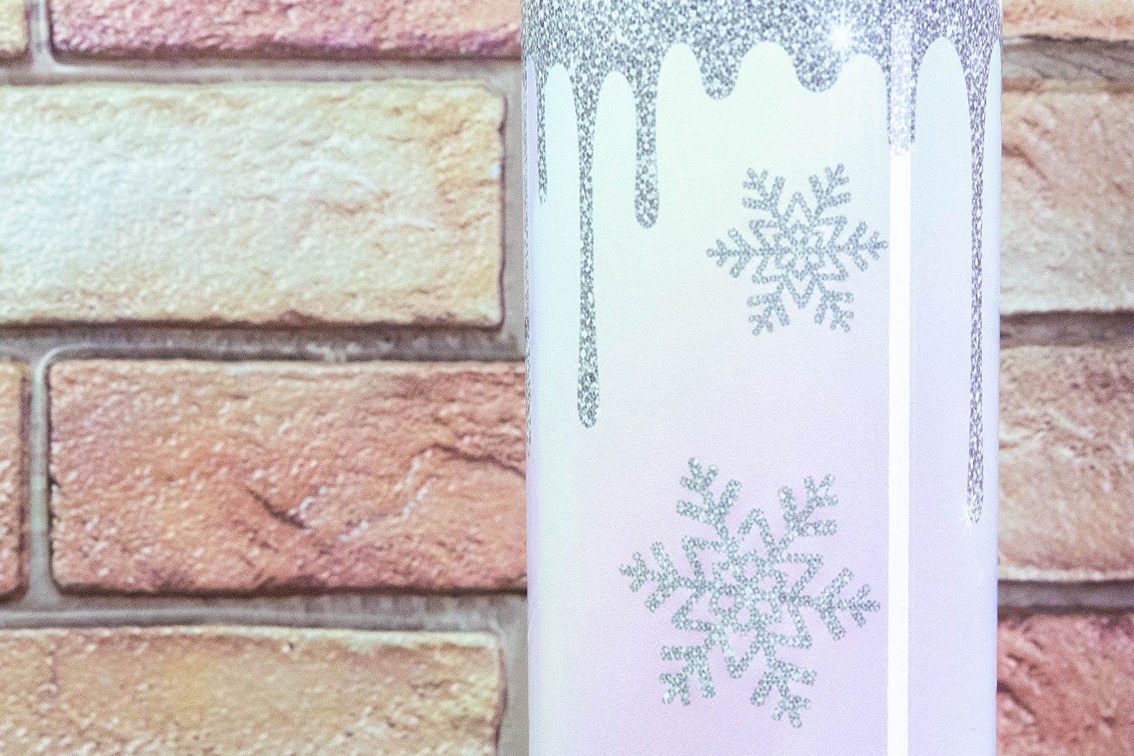 TERMO kelímek KudrnkaART – třpytivý zimní motiv